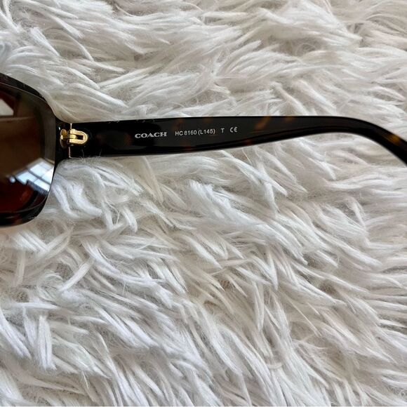 Coach sunglasses and case main image 6